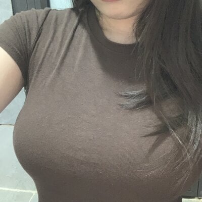 Agela_baby on StripChat