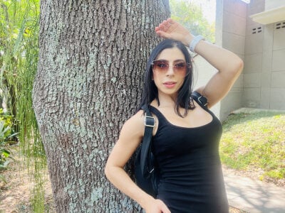 KinaCooper Female Cockrating Live Cam Strip