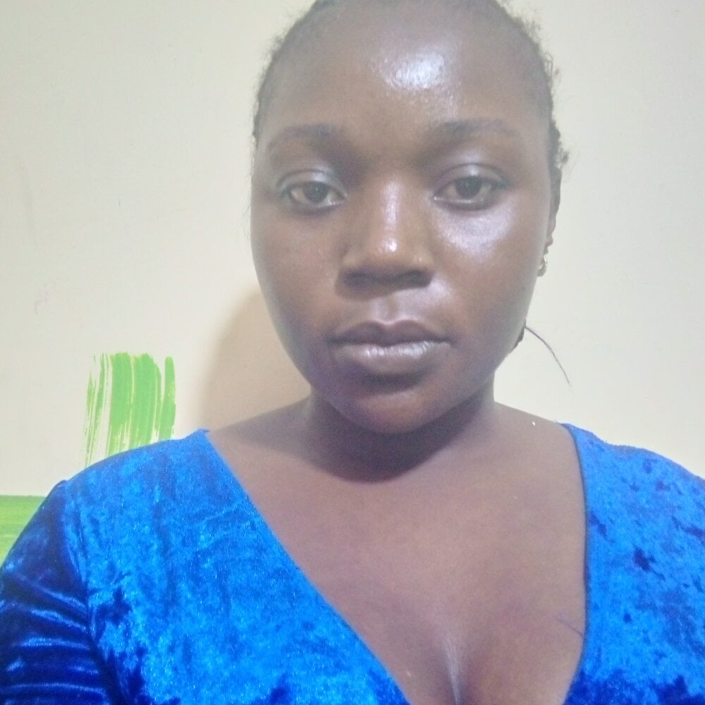 Live sex webcam photo for bigclit_slutt #289984553