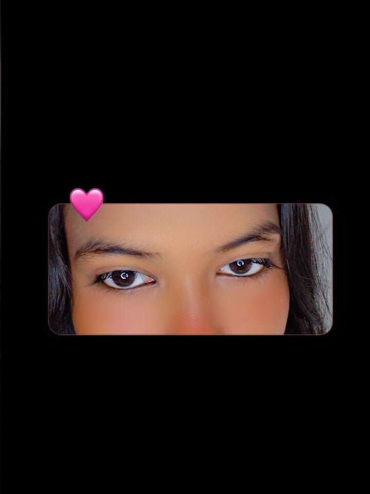 sanyakhandreamgiel profile