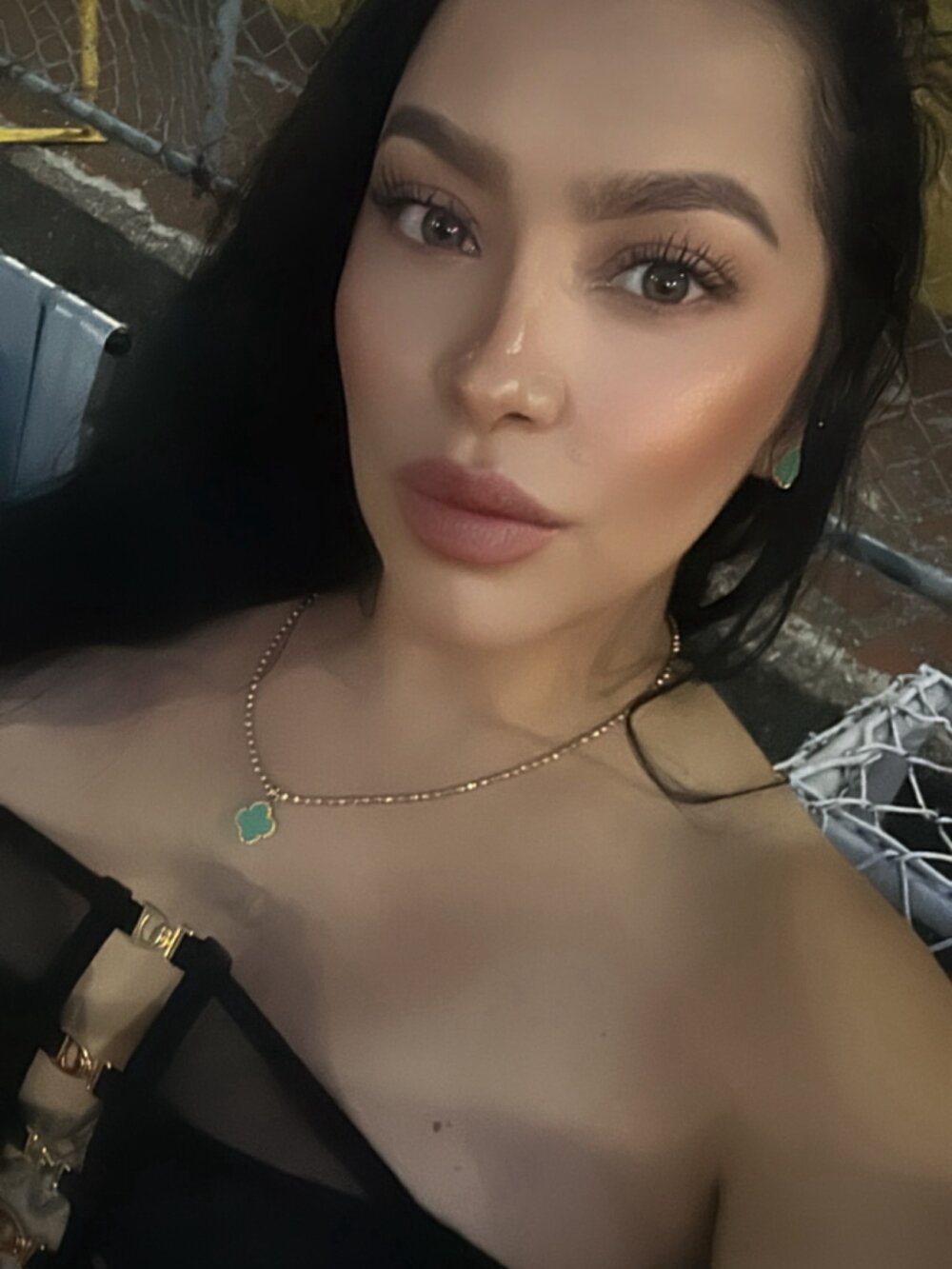marcelatinahot profile