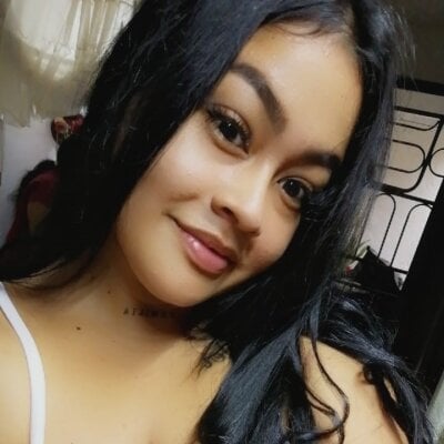 BellaCurvy_69