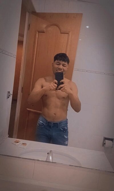 Latino_vnz2002