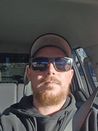 NoSafeWordX Live Cam on StripChat