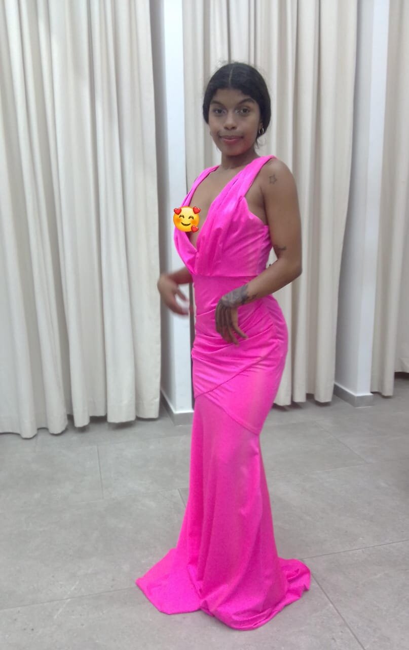 valeryR_hot_