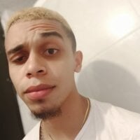 aaron_play's webcam live show