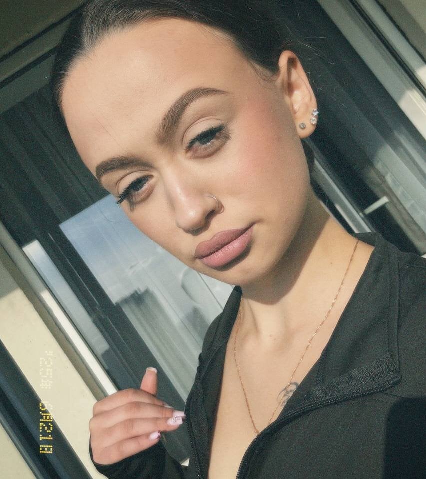 sexlivecamsites.com cristaljason livesex profile in chastity cams