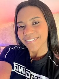 IsabelaRoman's webcam live show