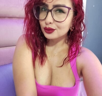 free online cam Connie Milf 