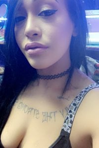 trinkitty's Offline Chat Room