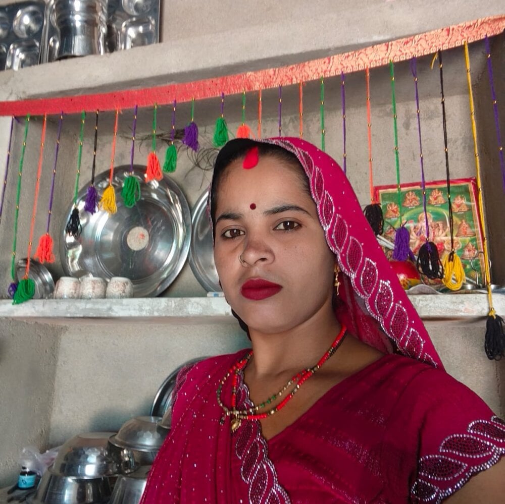 maturelivesexcams.com diya_cut livesex profile in thanh ha province cams