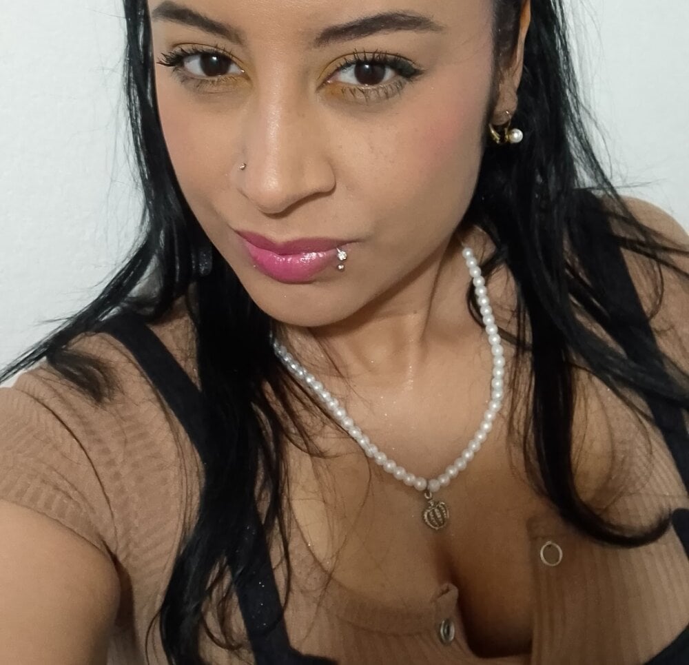 princesitacanela_24 profile