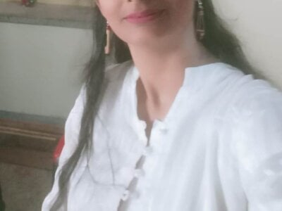 Puja_243Live Webcam