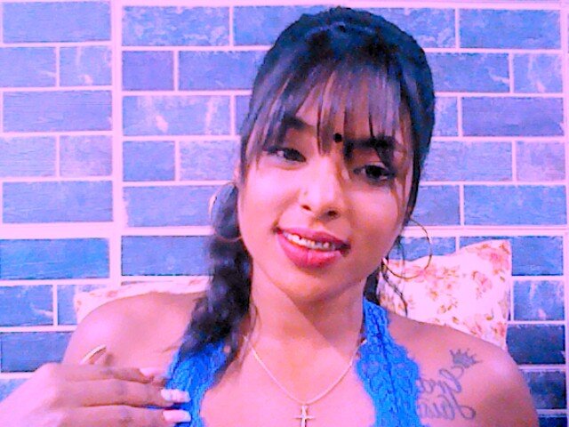 IndianKatty 🏕 naked cam