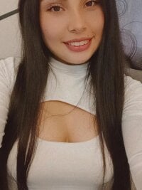 Lali_F's Offline Chat Room