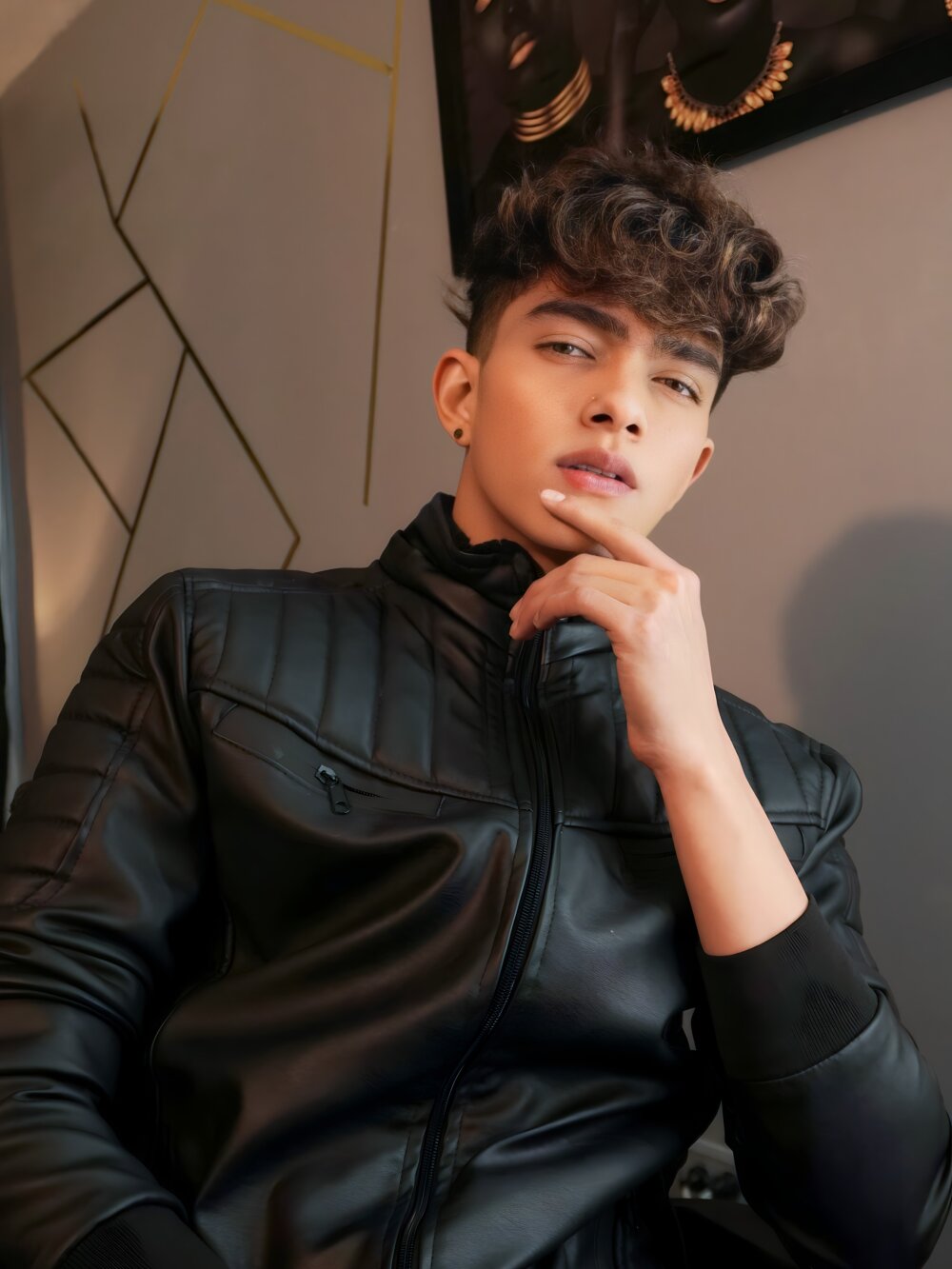 ANDRIUS_24's Offline XXX Chat