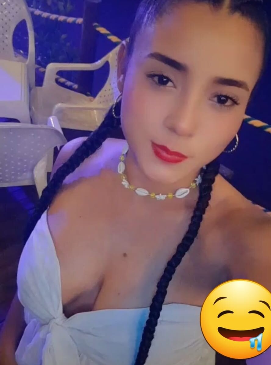 sexlivecamsites.com cristal_tf livesex profile in discover-by-yourself cams