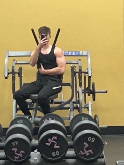 jakepete420 from stripchat