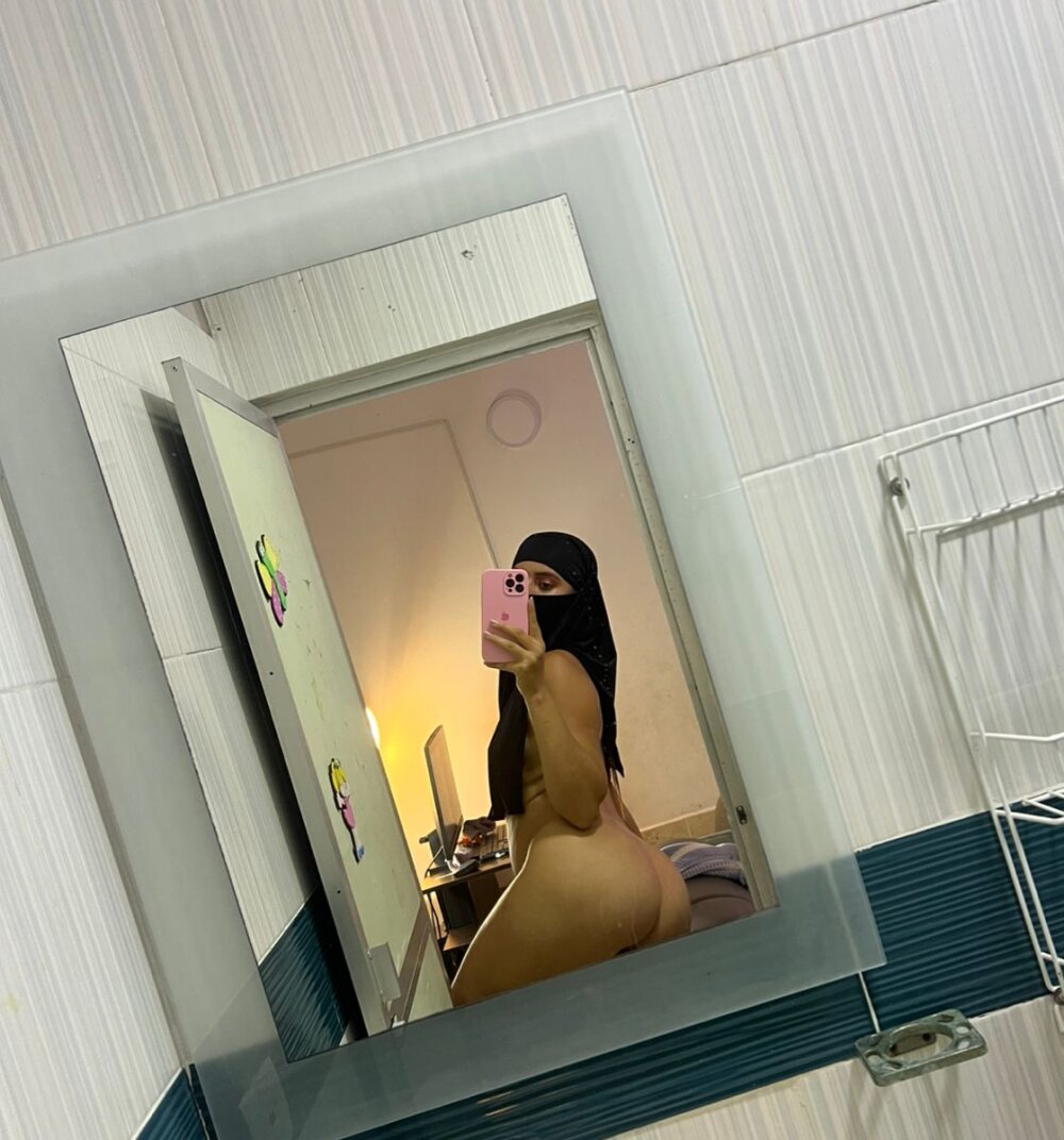 sexcityguide.com aysaa_hafsa livesex profile in arab cams