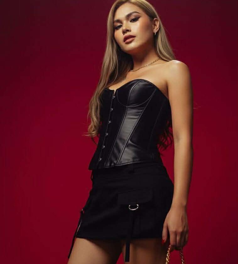 DominantHuge_Jasmine