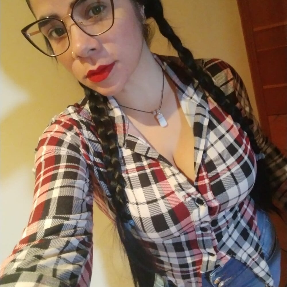 ava_muse from stripchat