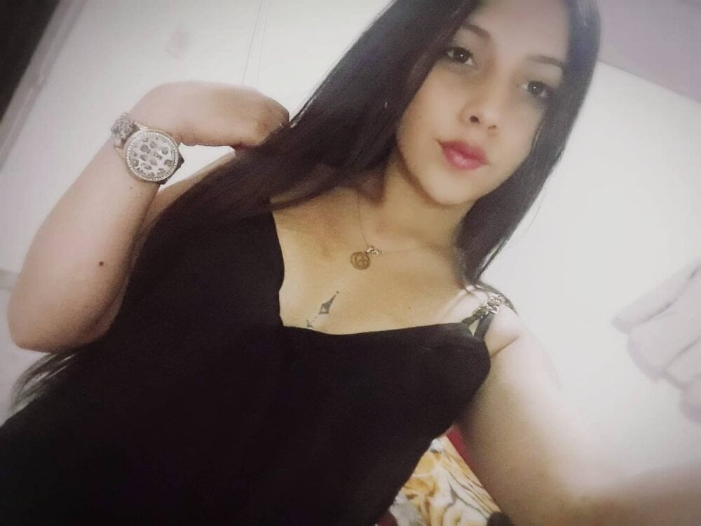 Holly_ks profile