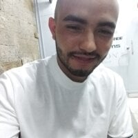 Evans_070's Offline Chat Room