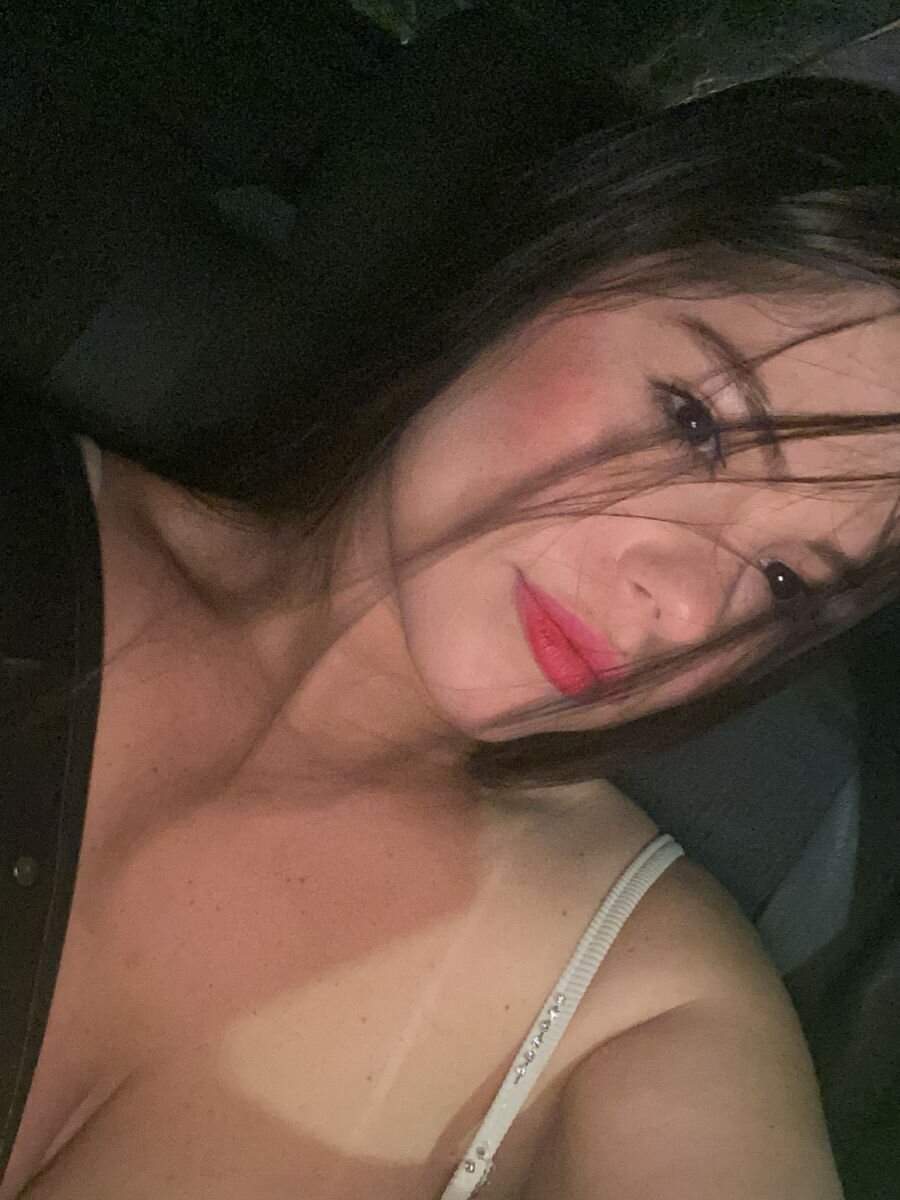 alahia66 webcam profile - Kirghiz