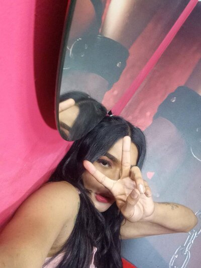 alexadragunn777 from stripchat