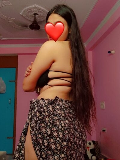 Cam-priya07