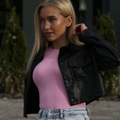 sunnharding from stripchat
