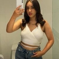 dulcemaria_a's webcam live show