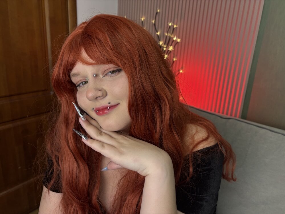 sleekcams.com amanda_art_ livesex profile in in-your-heart-handsome-boy cams