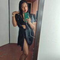 violetasex_18's Offline Chat Room