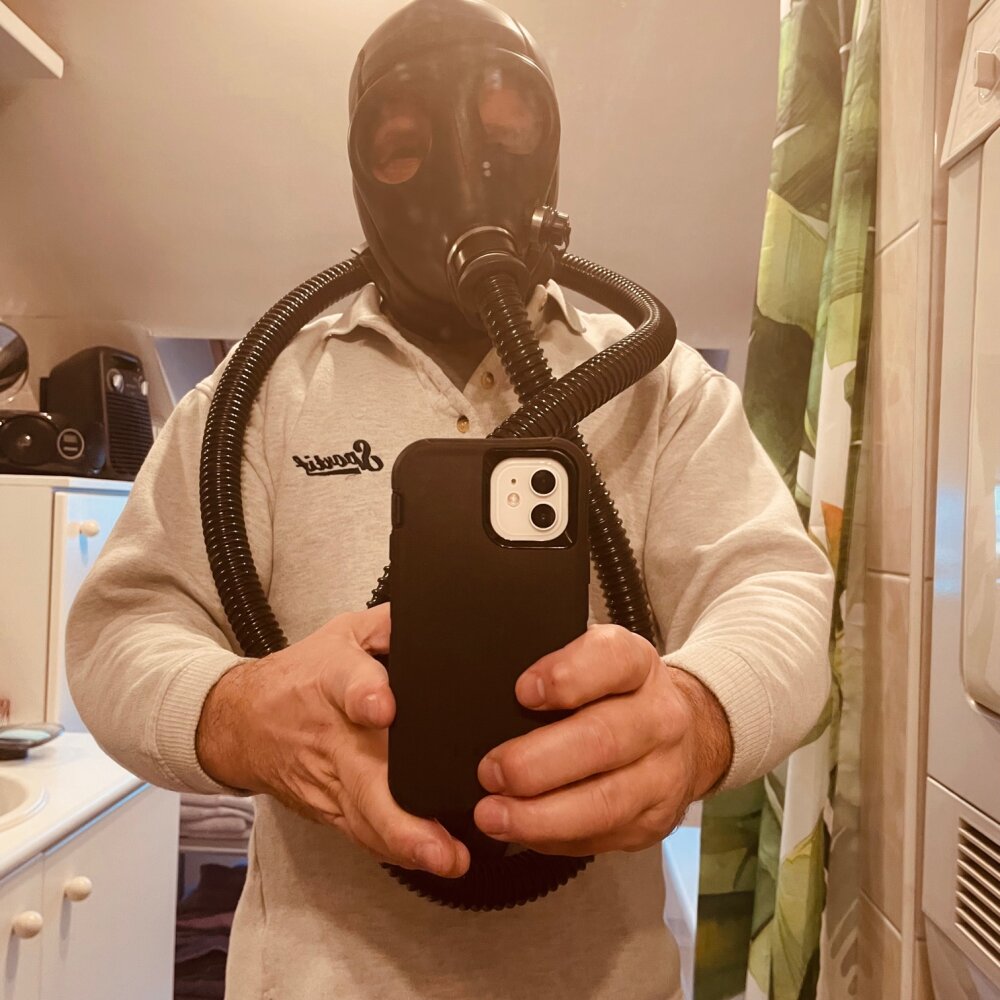 Playman1955's Offline XXX Chat