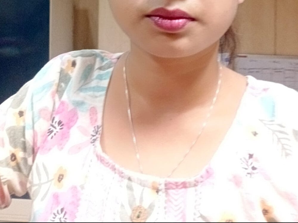 cute-tamannah from stripchat