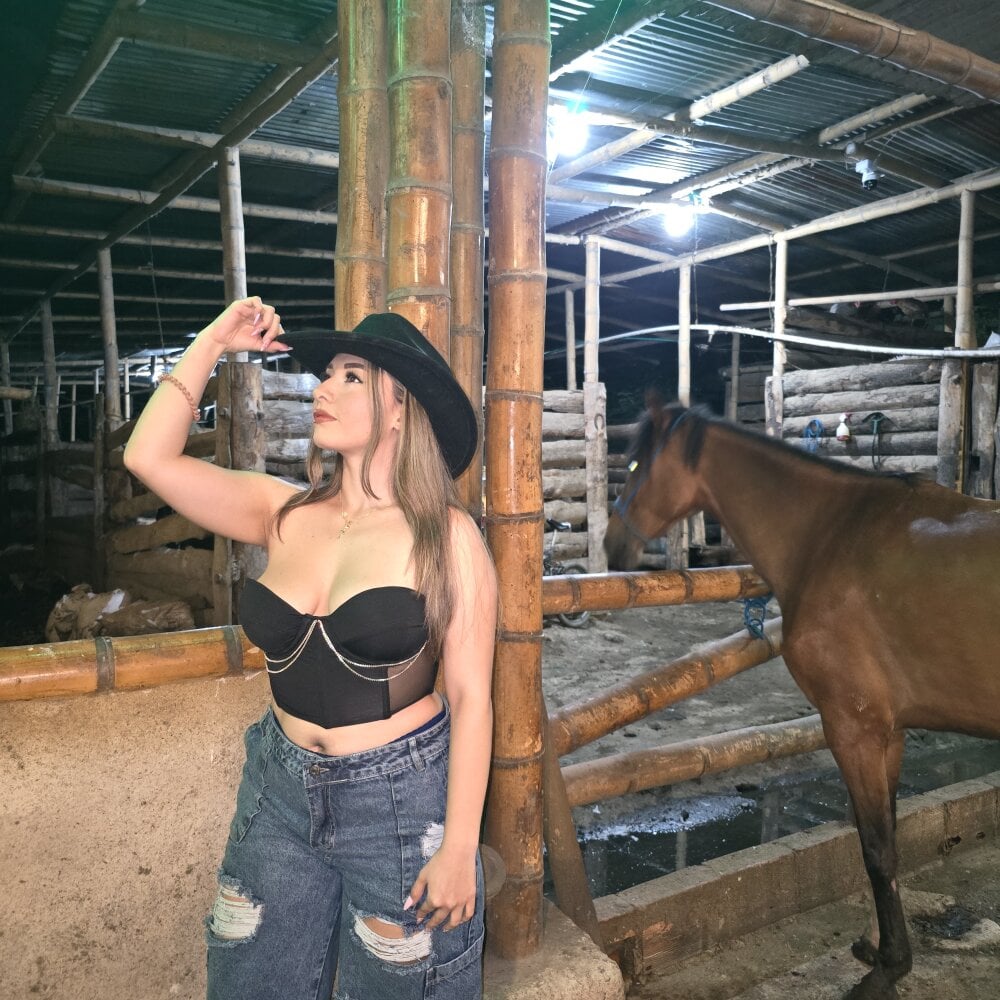 Natasanz's Offline Chat Room