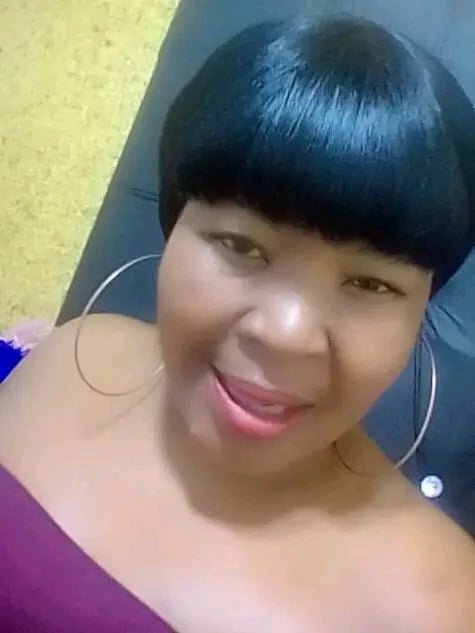JuicybehindXxx