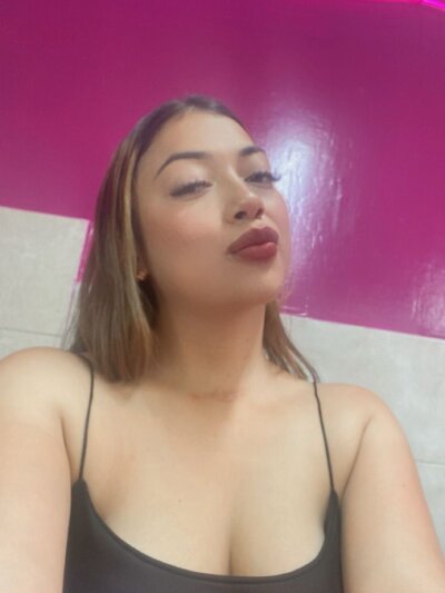 Sextyna_dorada_t - Stripchat Cam2cam Doggystyle Eroticdance Girl 