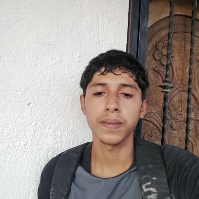 Eduardo_20cm Male C2c Online Webcam Porn