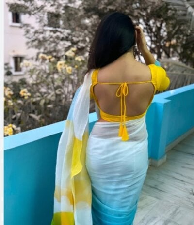 riya_sexy_123 on StripChat