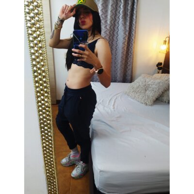 Emma_Rose19 Avatar