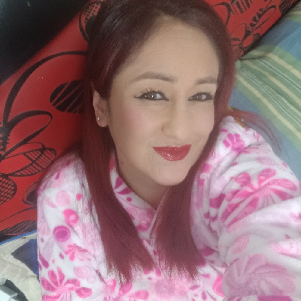 sexcam-girls.com astra464 livesex profile in in-the-palm-of-your-hands cams