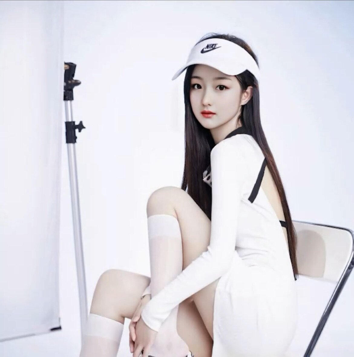 -Vivian-520