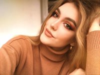 Leeloo_o's Offline XXX Chat