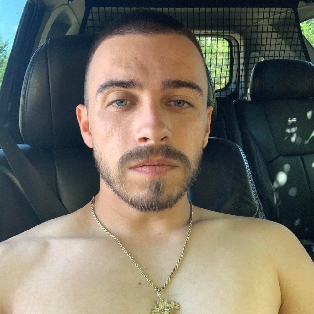 cavalerul from stripchat