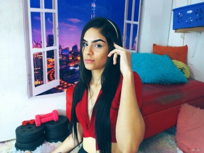 Crislaurens - Stripchat Girl 