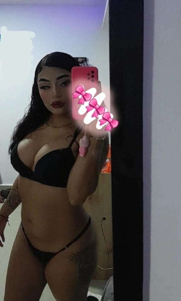 pandora_77_ webcam profile - Ecuadorean