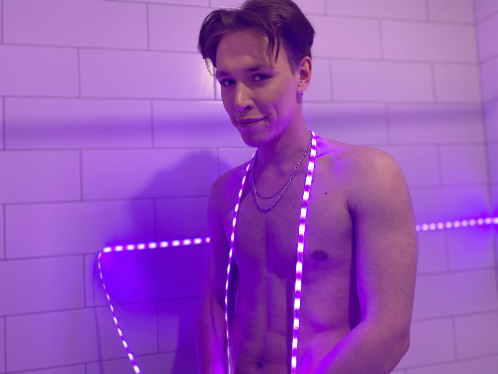 StephanWhite主播：免费直播性爱表演和聊天 | Stripchat
