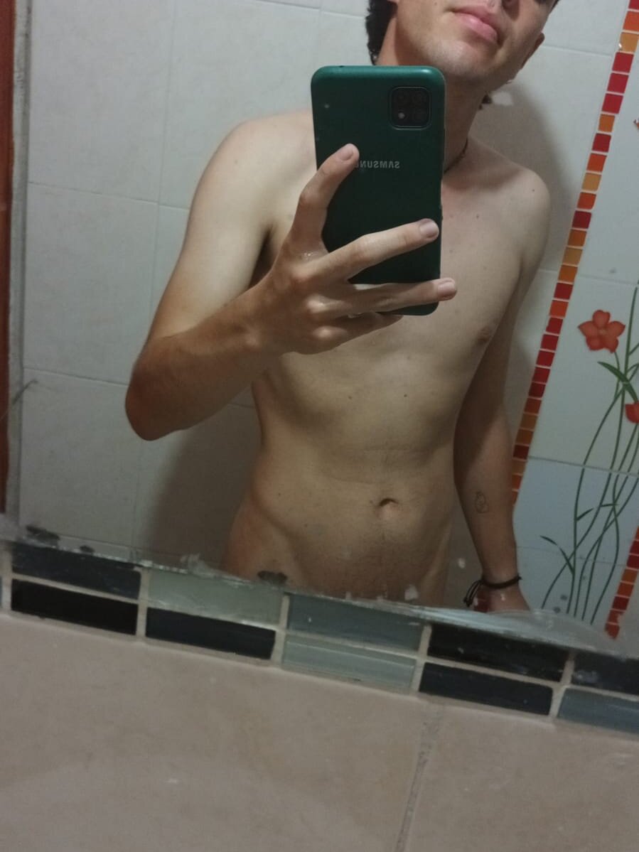 Aaron_sex08's most recent online preview
